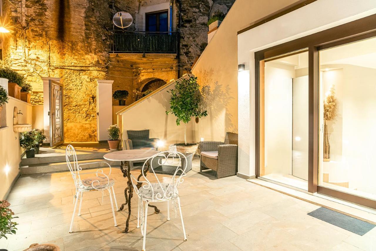 Bed and Breakfast De Gulia Charme&Relax Castellabate Exterior foto